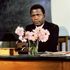 Sidney Poitier: Legendary actor who made Oscars history dies aged 94