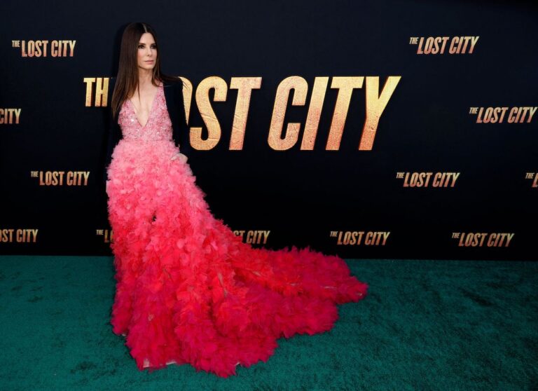 Sandra Bullock wows at film premiere in glamorous Elie Saab gown